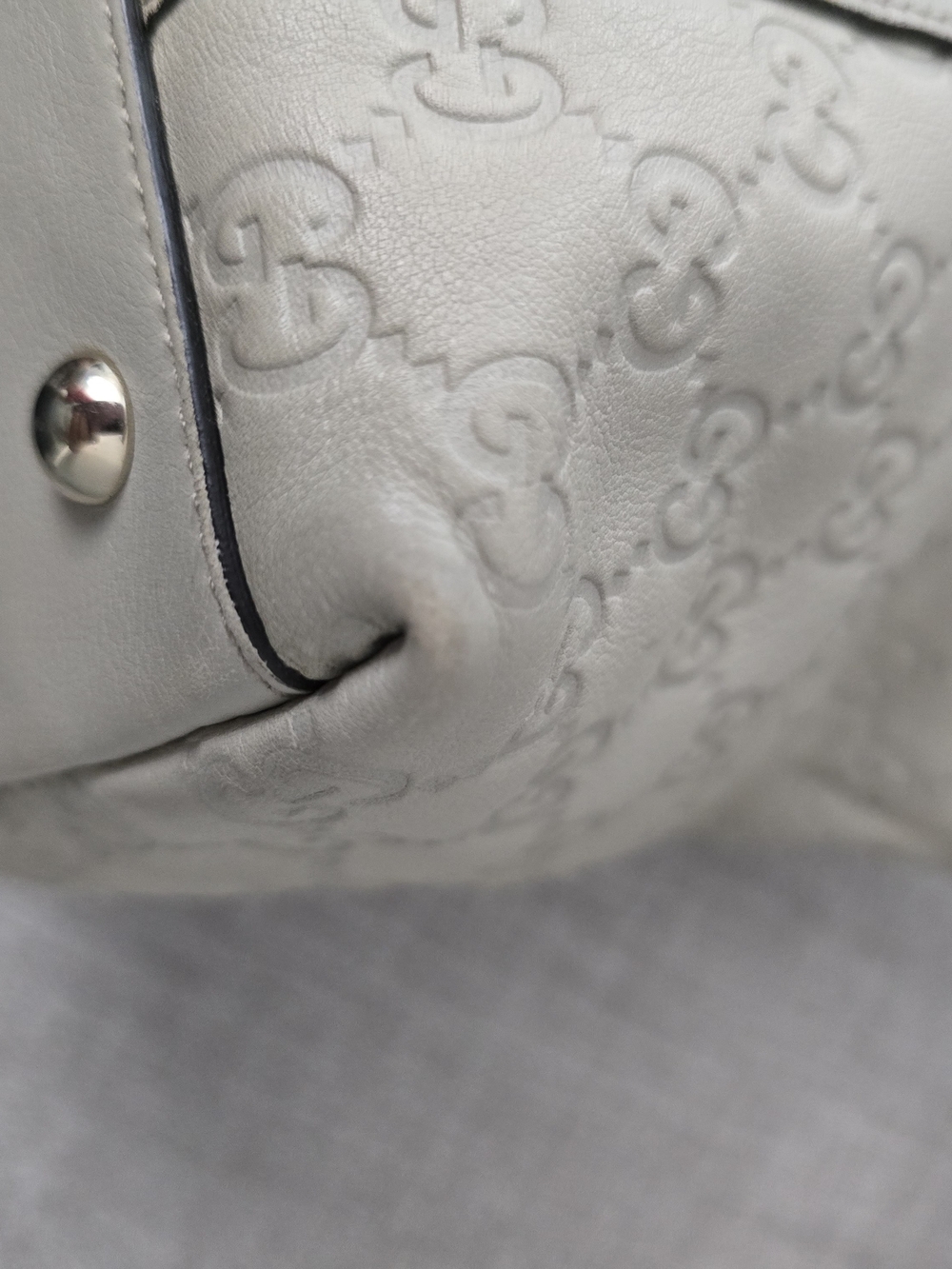 100% Authentic Gucci Cream Guccissima Leather Abbey D-Ring Tote - Picture 14 of 16